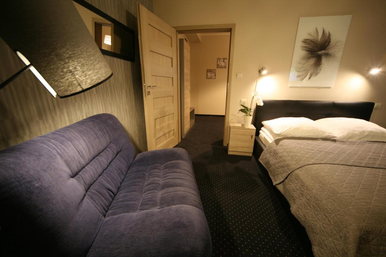 Hotel Seven 7 กาลิช ภายนอก รูปภาพ