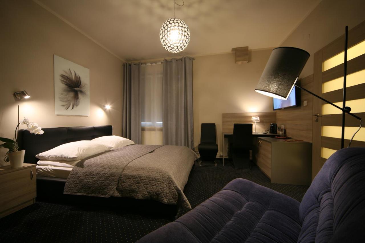 Hotel Seven 7 กาลิช ภายนอก รูปภาพ