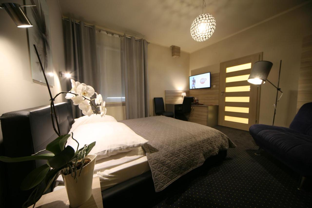 Hotel Seven 7 กาลิช ภายนอก รูปภาพ